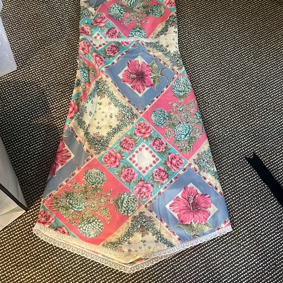 BCBG m - Picture 2 of 6